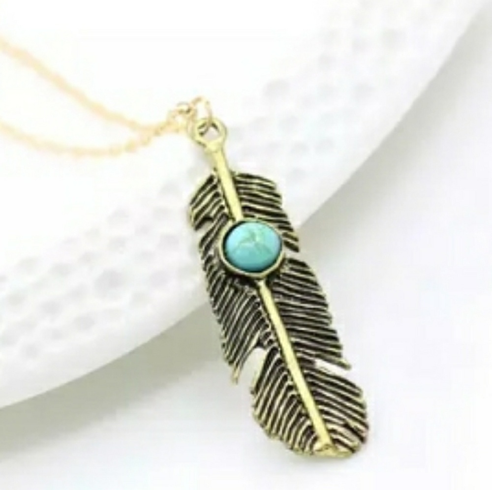 Vintage Bohemian Feather Necklace